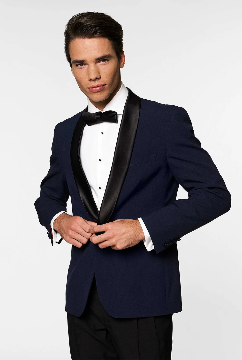 Black Tie Tuxedo Guide: Style Rules & Modern Twists
