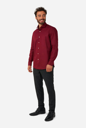 Man wearing burgundy red men's shirt