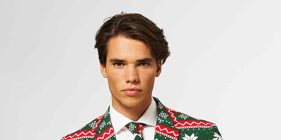 What Is the Difference Between Festive Attire and Cocktail Attire?