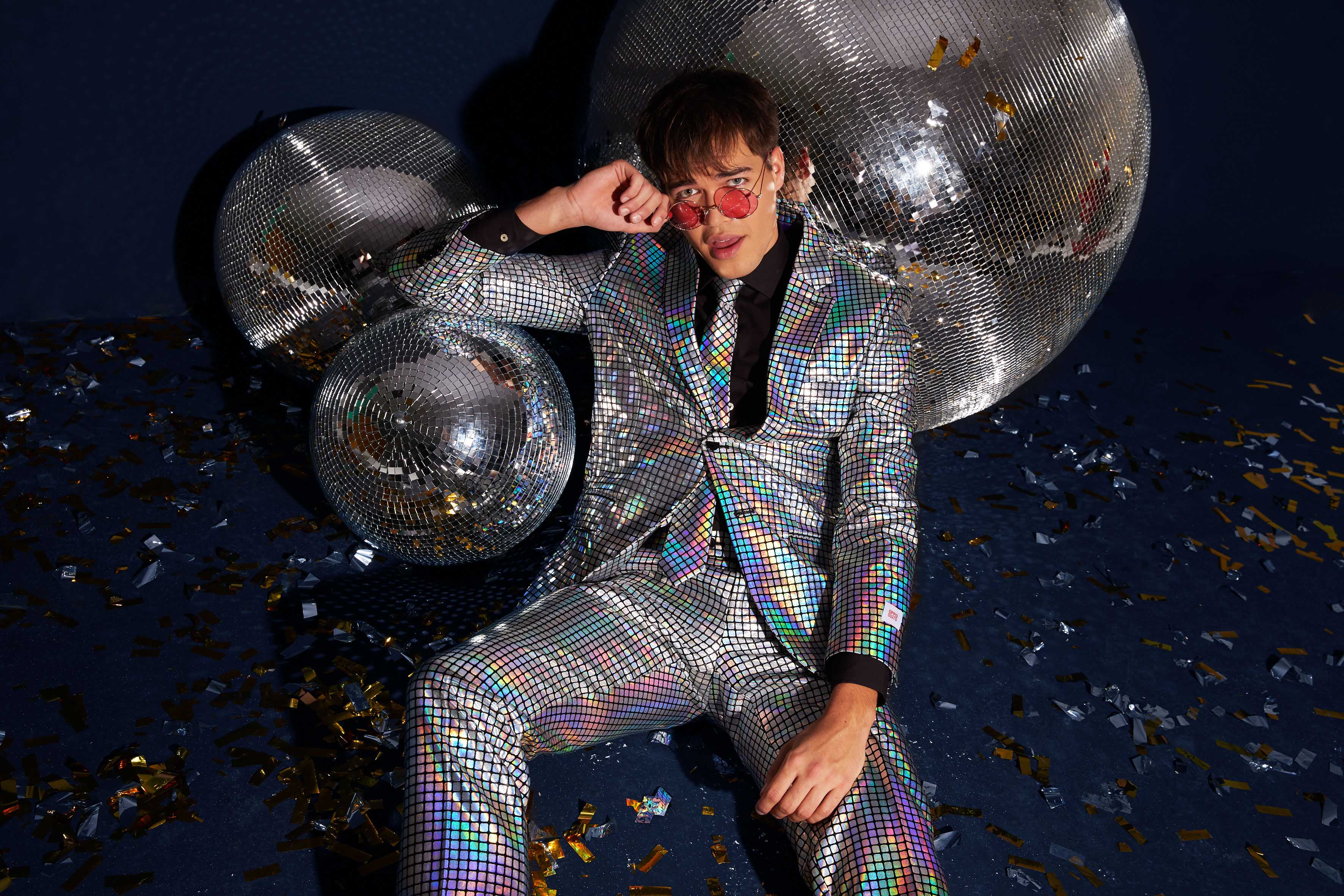 New Years Eve Outfit Guide: Suit Up & Sparkle