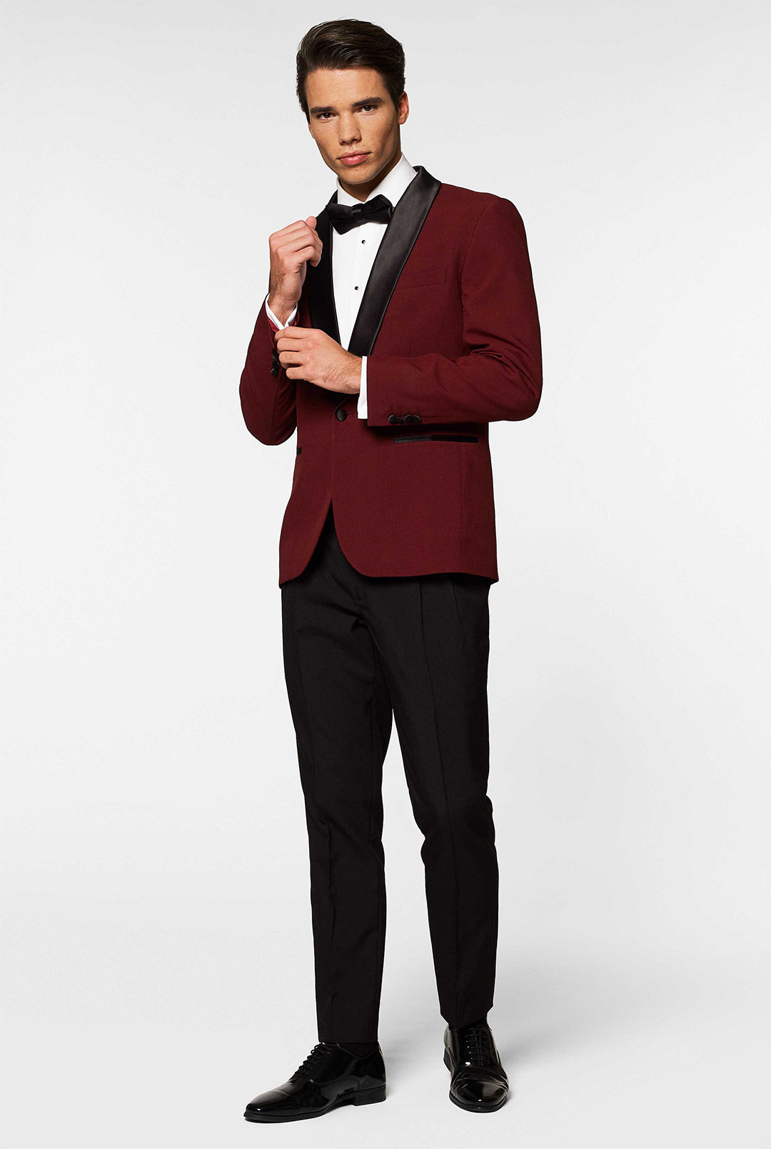 red dress jacket Men's 3 Piece Suit with Jacket, Vest and Pants, Formal Wedding Prom Suit Win points for the most snazzy dresser at your next meeting Larr Brio Red Velvet Rental